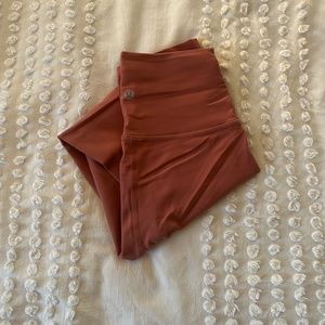 Lululemon wonder train leggings